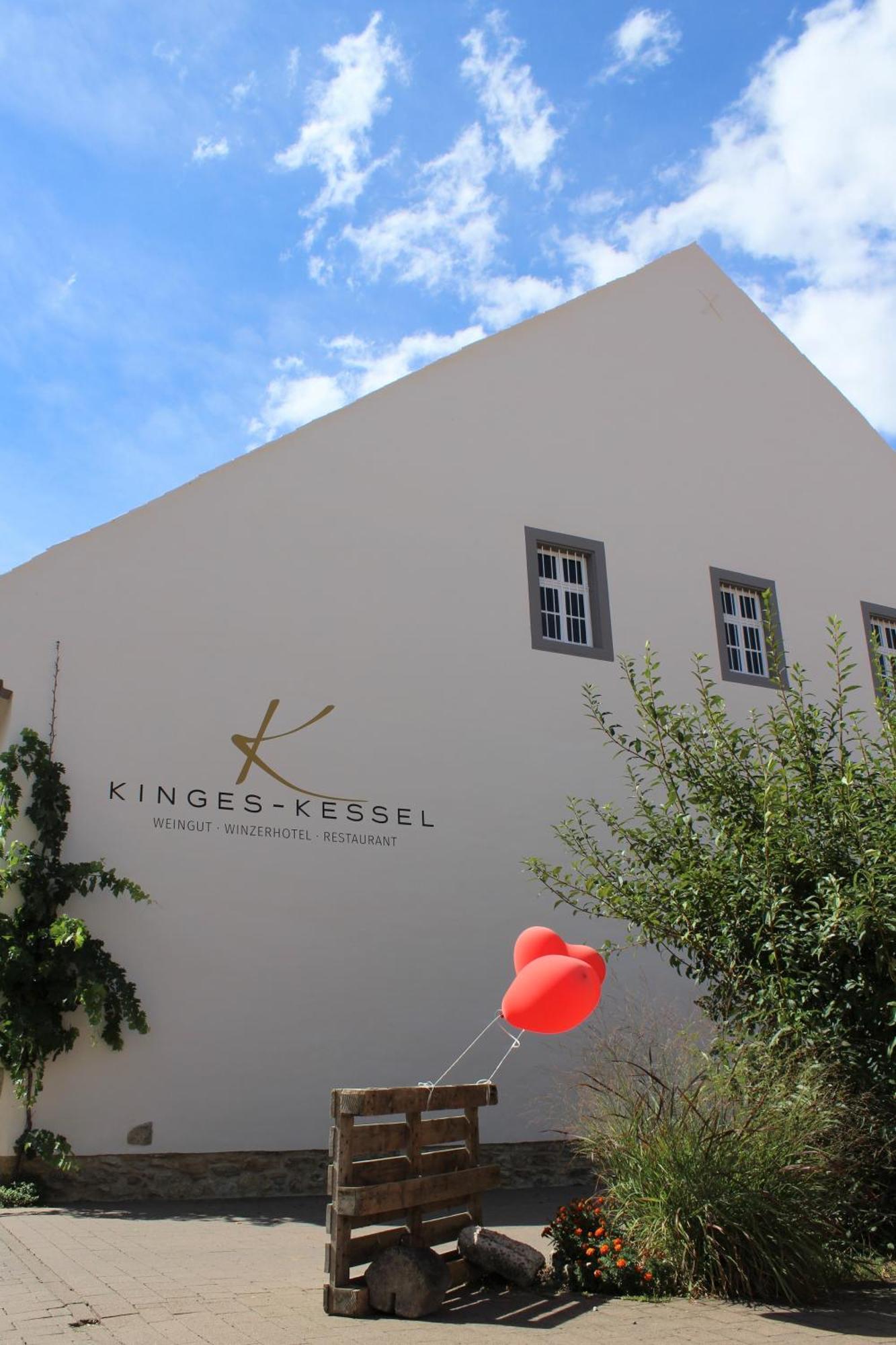 Winzerhotel Kinges-Kessel Morstadt Екстер'єр фото