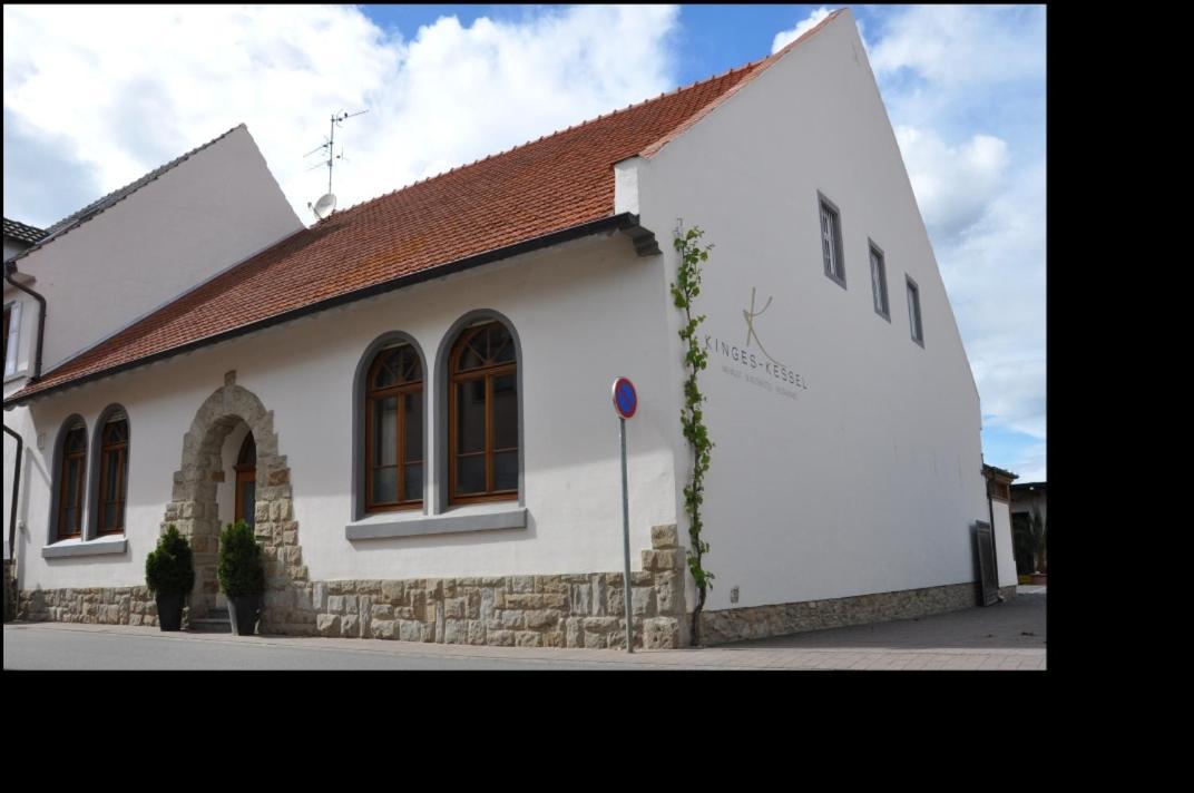 Winzerhotel Kinges-Kessel Morstadt Екстер'єр фото