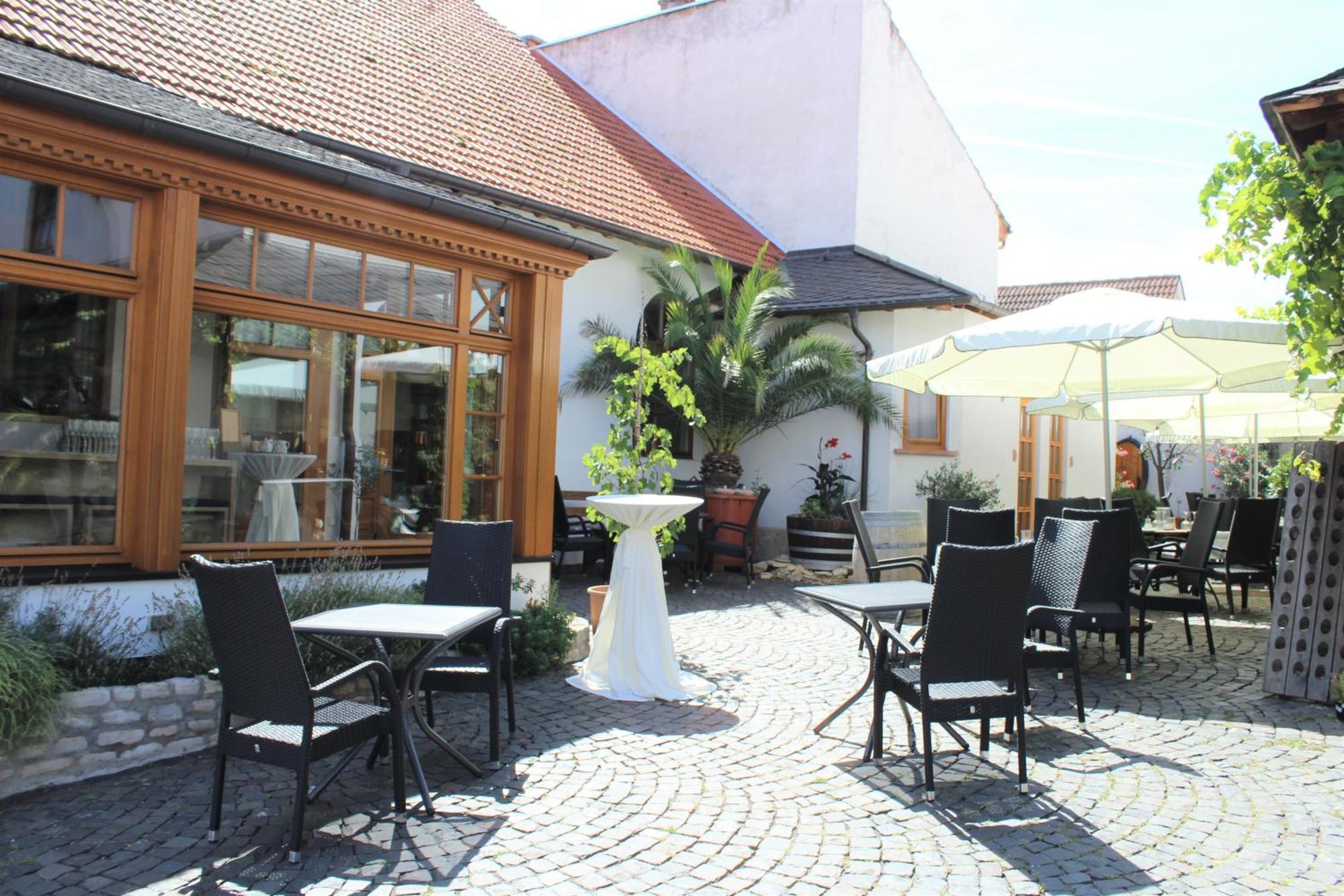 Winzerhotel Kinges-Kessel Morstadt Екстер'єр фото
